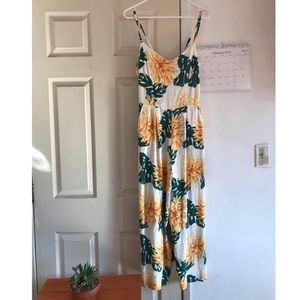 Zara Basic Floral Jumpsuit ✨